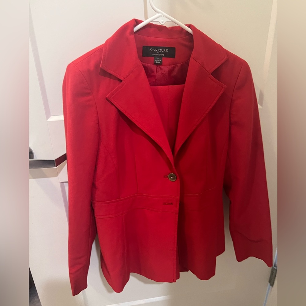 Red suit